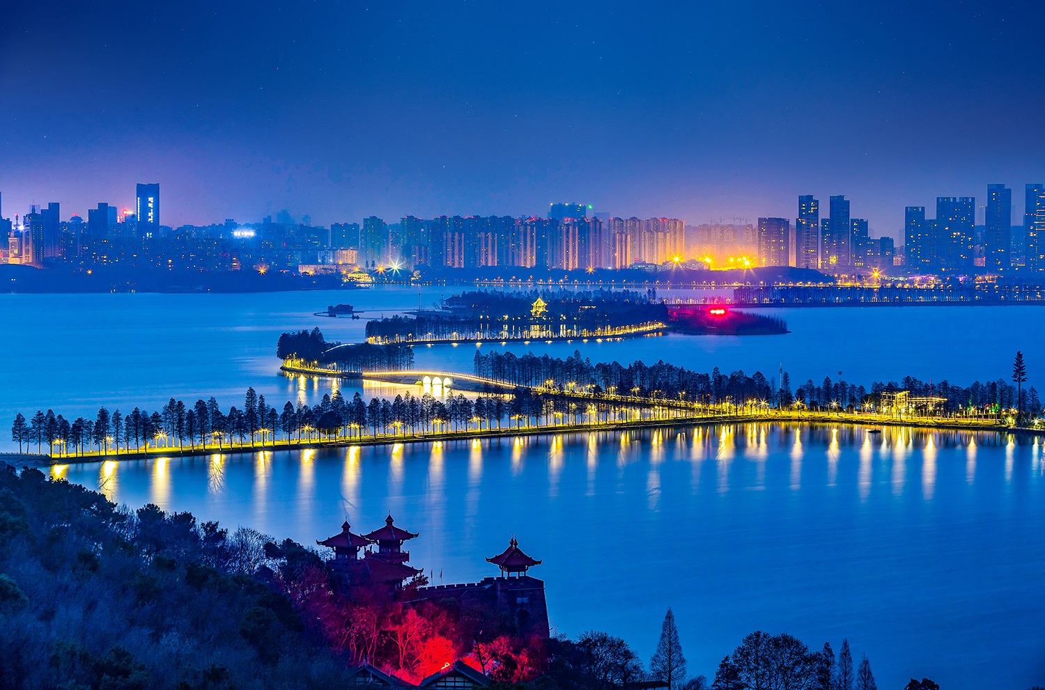 新东湖绿道01.jpg 新东湖绿道01.jpg